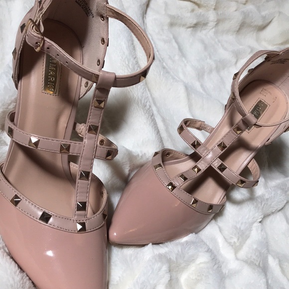 High heels - Picture 5 of 5